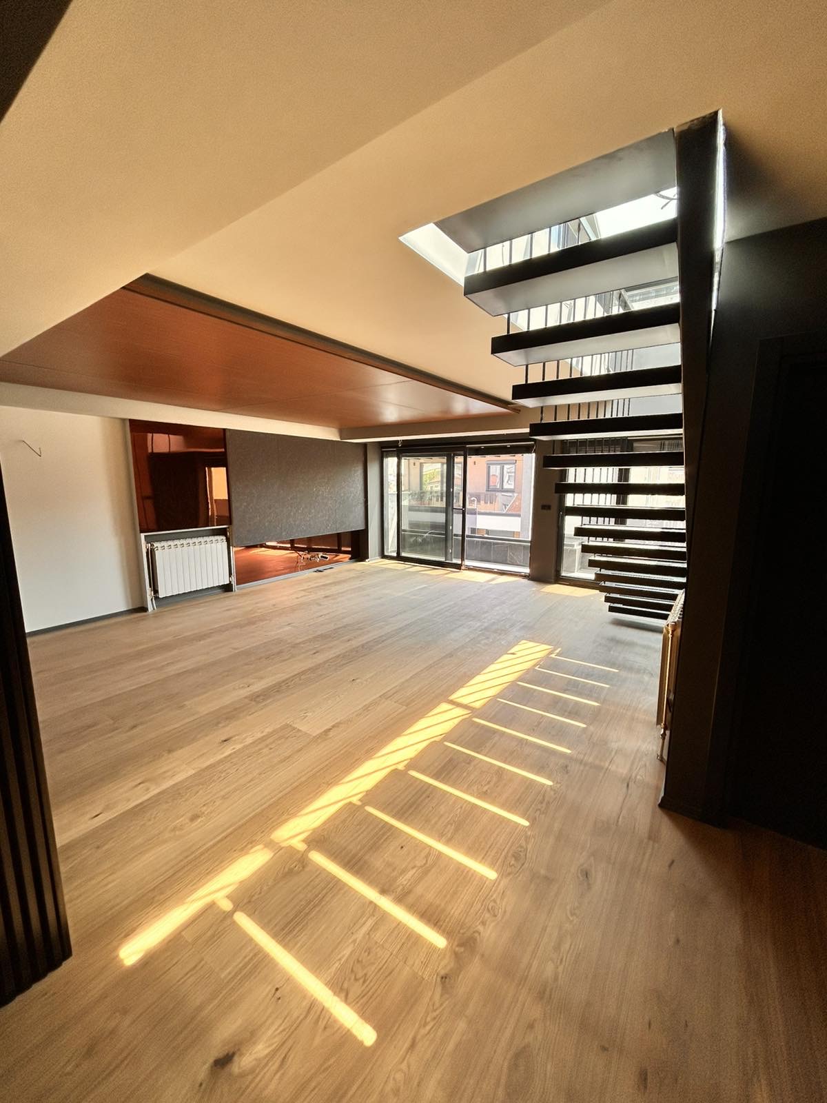 Exclusive 242 m² Penthouse with Private Rooftop Terrace - Debar Maalo